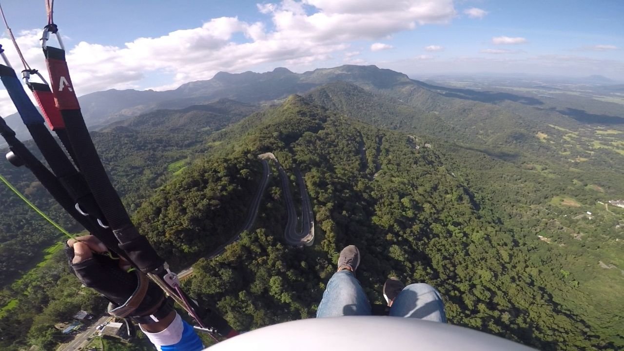 18 Bends Paragliding Launch Site 520m...🪂🤝🇱🇰 ( closed )